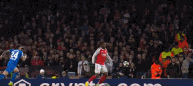 埃泽伤退疑云消散 阿森纳欧冠晋级