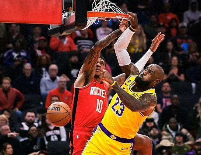 湖人六连胜终结火箭季后赛希望，卡佩拉首发出