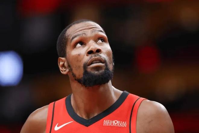 湖人六连胜终结火箭季后赛希望，卡佩拉首发出