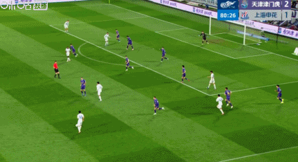 天津津门虎2-3上海申花：申花逆转取胜，拉唐梅